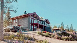 Exterior - Mountain-close cabin with panoramic view (Sälen)