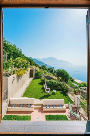 Terrace/patio - Baroque house with lemon groves in Amalfi (Amalfi)
