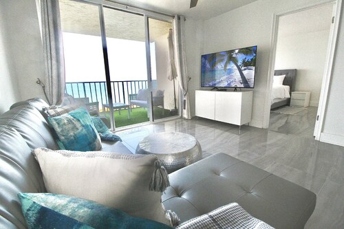 Ocean Harbour Vista - Just Listed