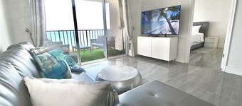 Ocean Harbour Vista - Just Listed