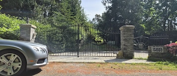 Fachada da propriedade