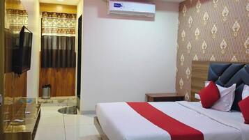 Deluxe Double Room, City View