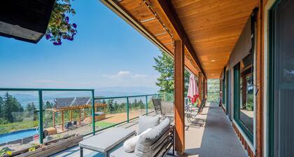 Stunning Mountain House “Parrot Summit“