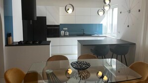 Leilighet (Two Bedroom Apartment with Terrace) | Eget kjøkken