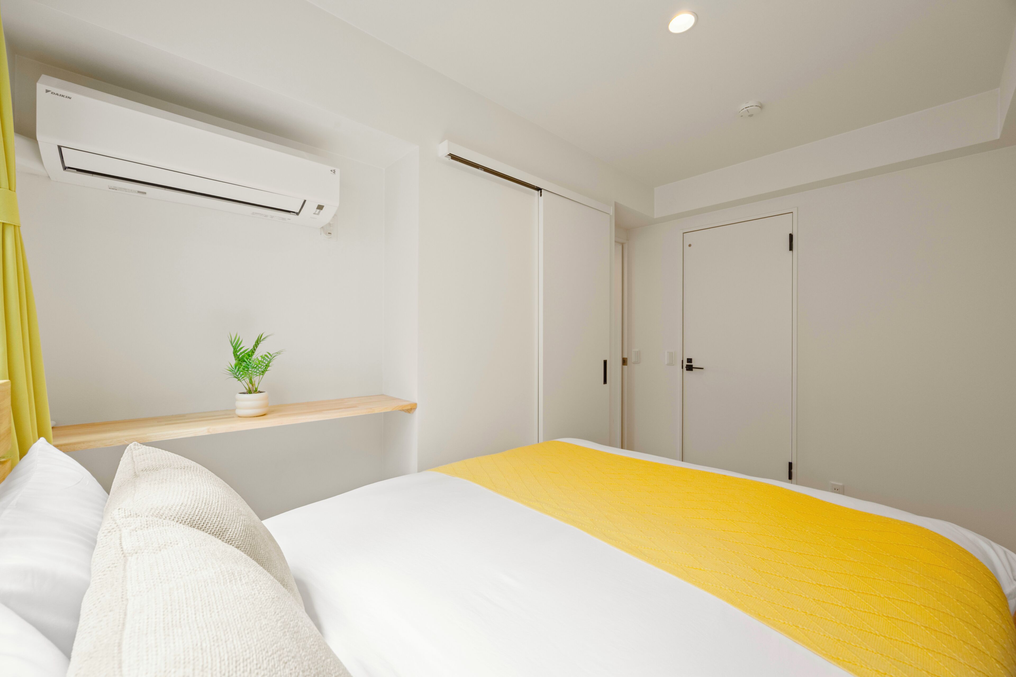 Apartment, 1 Double Bed with Sofa bed, Non Smoking, Beachfront | Blackout curtains, iron/ironing board, free WiFi