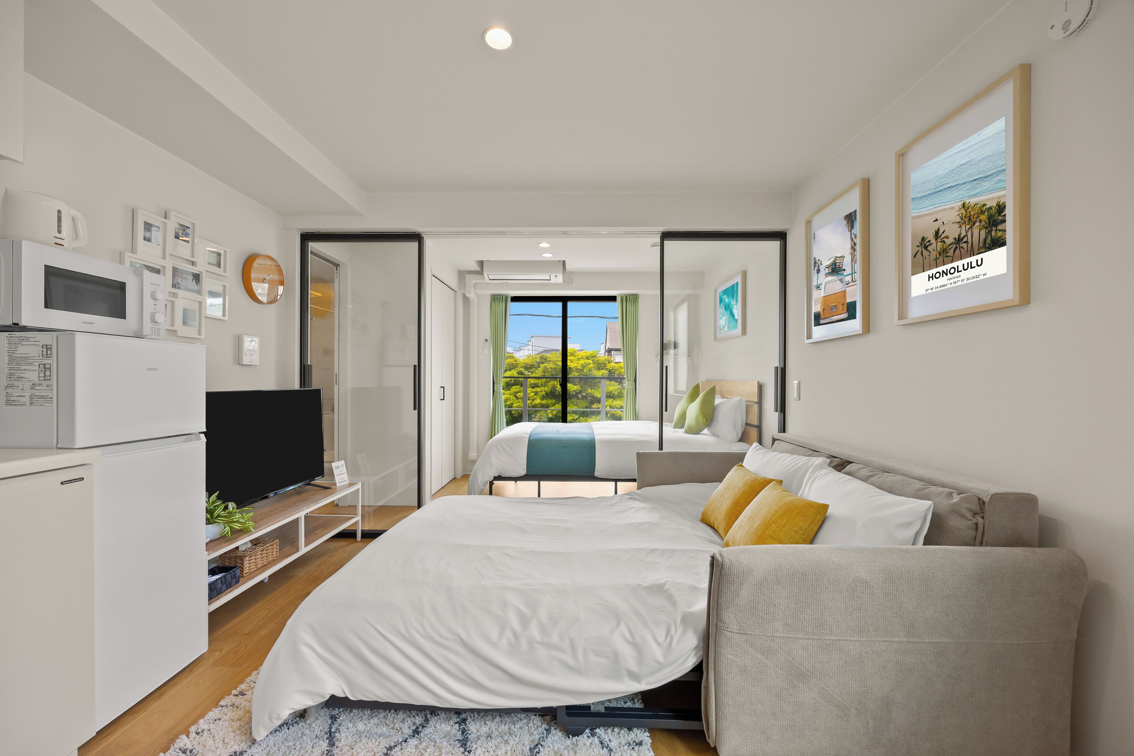 Apartamento standard, 1 cama de casal e sofá-cama, para não fumantes, de frente para a praia | Cortinas blackout, ferros/tábuas de passar roupa, Wi-Fi de cortesia