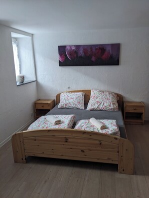 Room - Vrbo Property (Baustert)