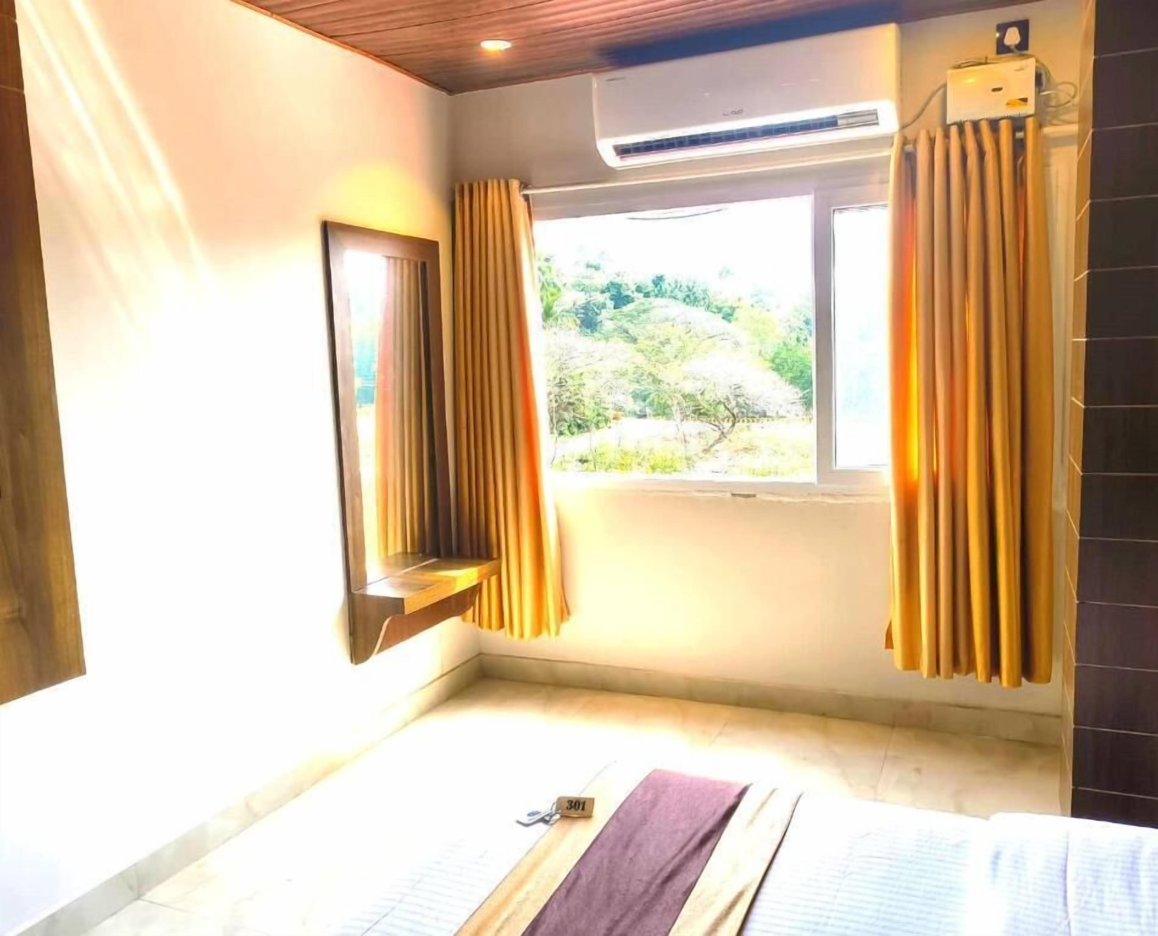 Deluxe Double Room, Hill View