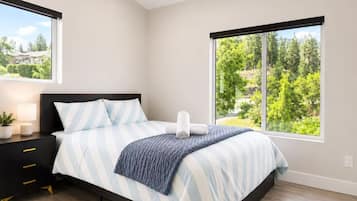 2 habitaciones, acceso a internet y ropa de cama