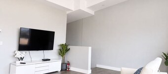 Modern 2 Bedroom Lakeview Suite