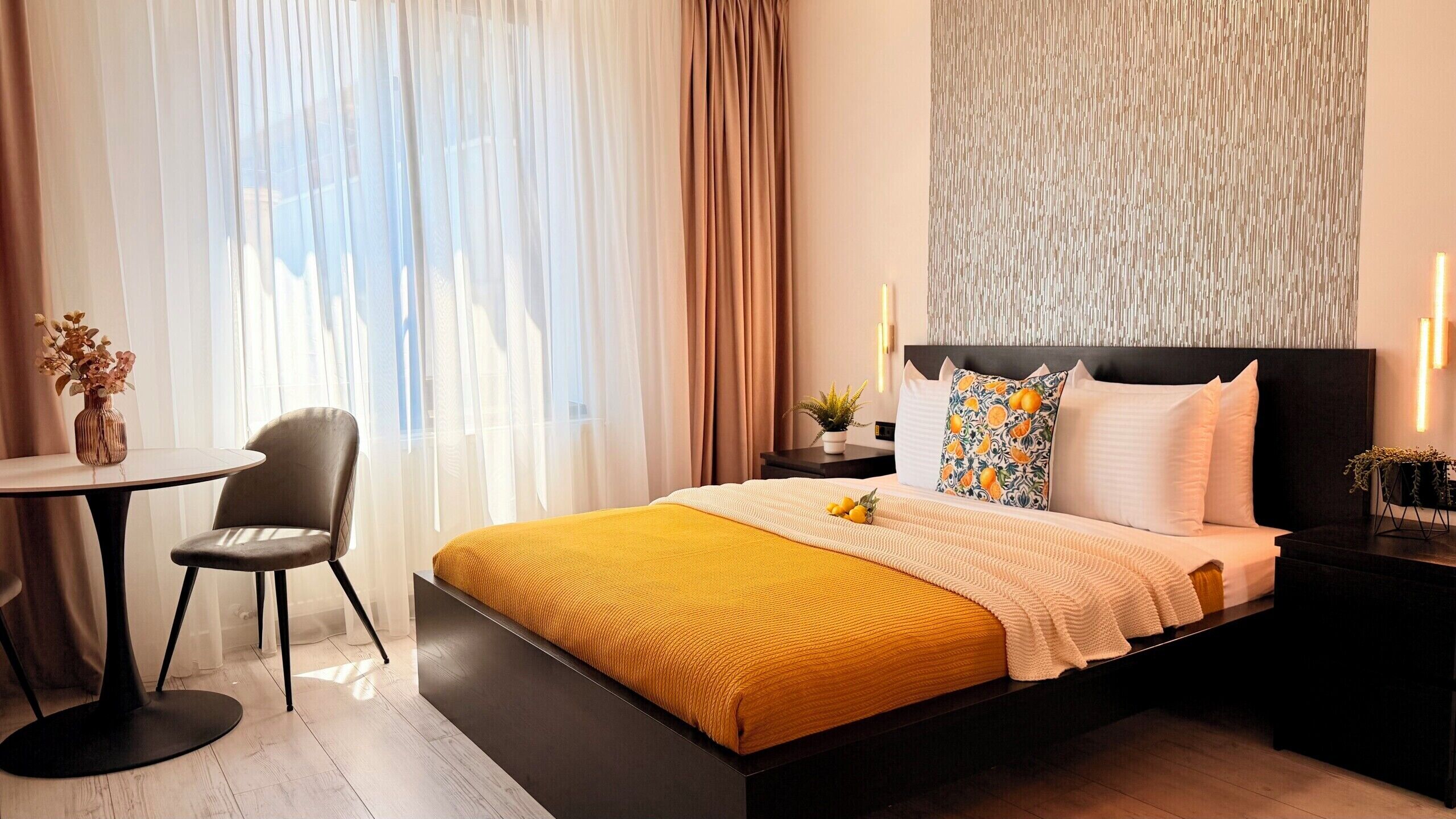 Comfort Apartment, 1 Bedroom, Non Smoking | Blackout drapes, iron/ironing board, WiFi (free)