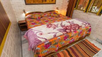 Economy Double or Twin Room, Garden View