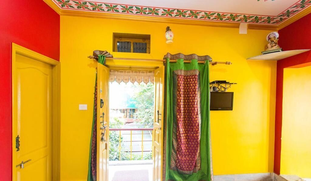 Deluxe Double Room, Balcony, River View | Interior