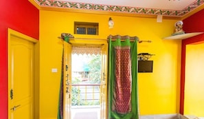 Deluxe Double Room, Balcony, River View | Interior - Ganpati Guest House (Varanasi)