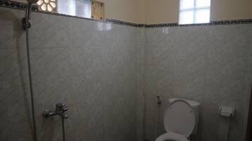 Shower, free toiletries, towels, soap