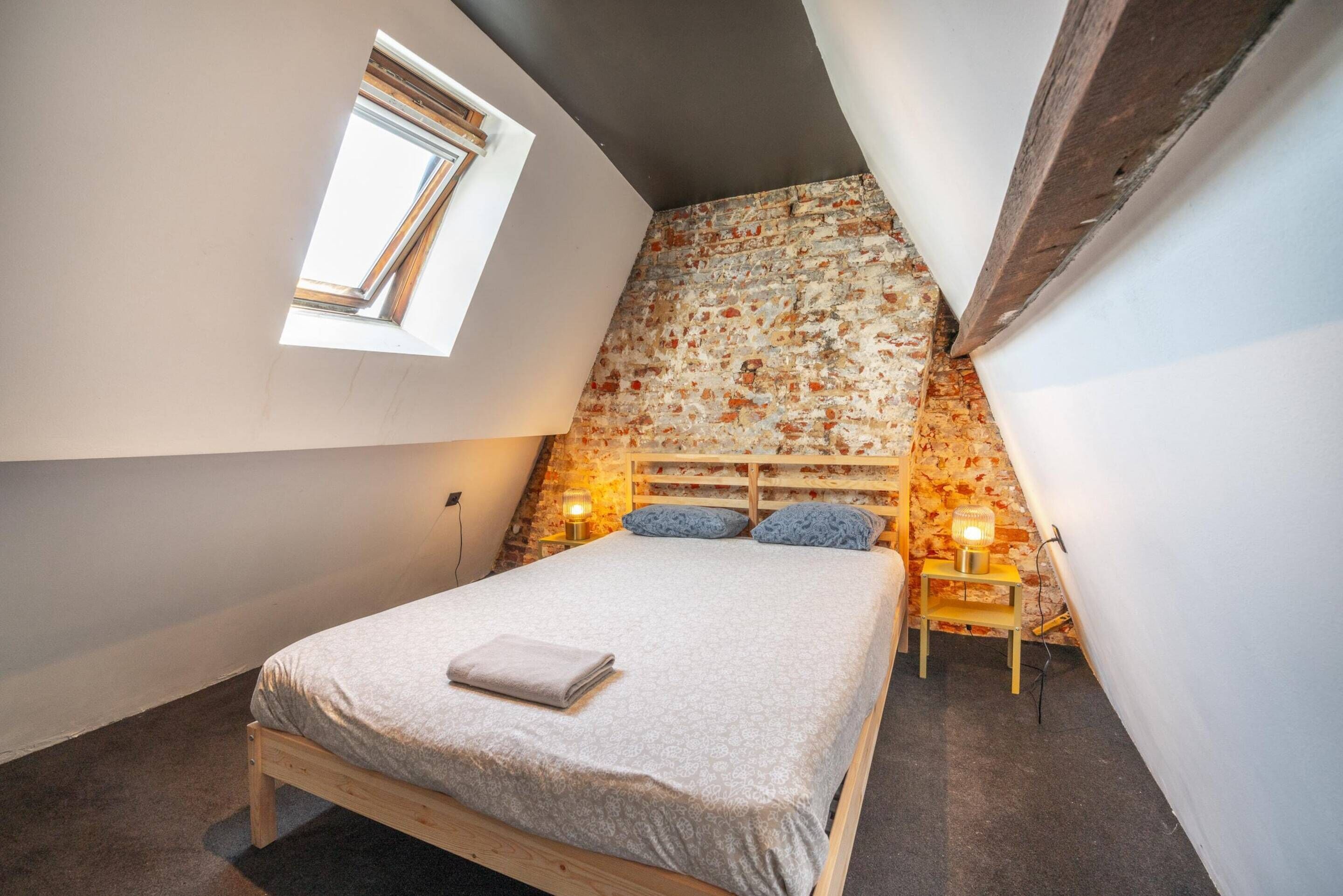 5 bedrooms