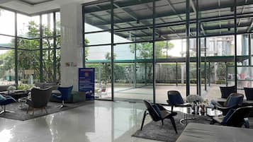 Apartment, 1 Bedroom, Accessible | Lounge