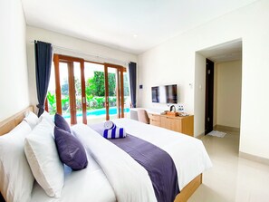 Deluxe Double Room, Pool View | Desk, laptop workspace, free WiFi - Casa de Ambalia (Pecatu)