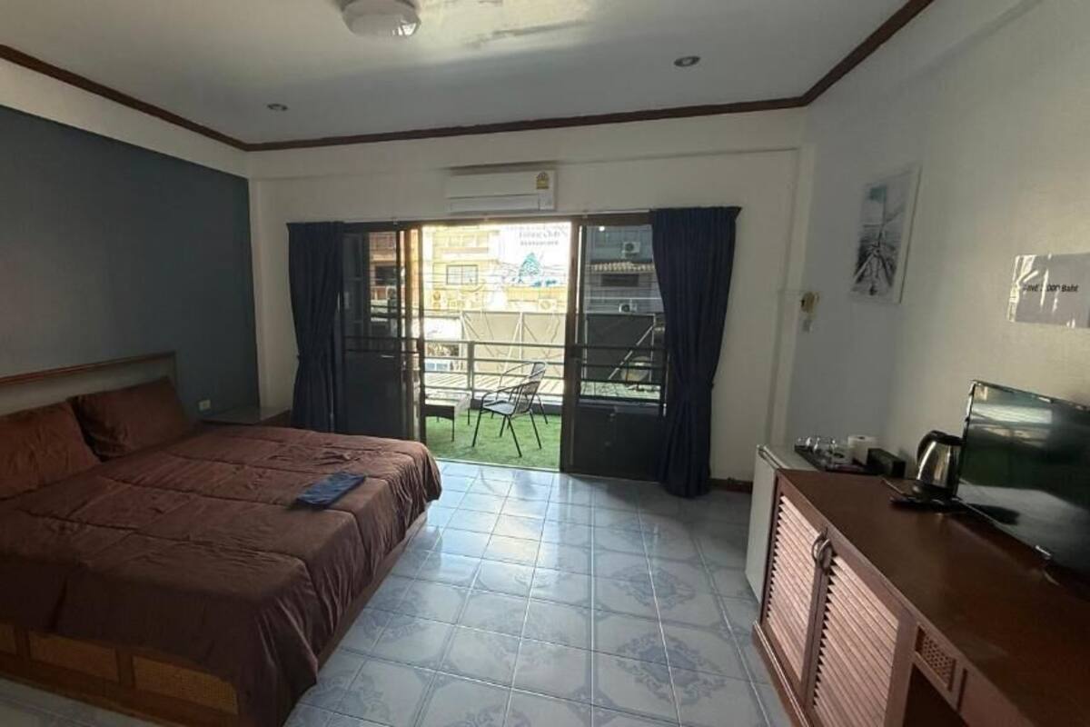 Chambre Double, balcon | Wi-Fi gratuit