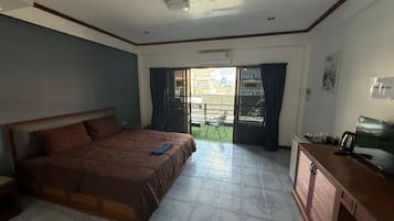 Double Room, Balcony | Free WiFi