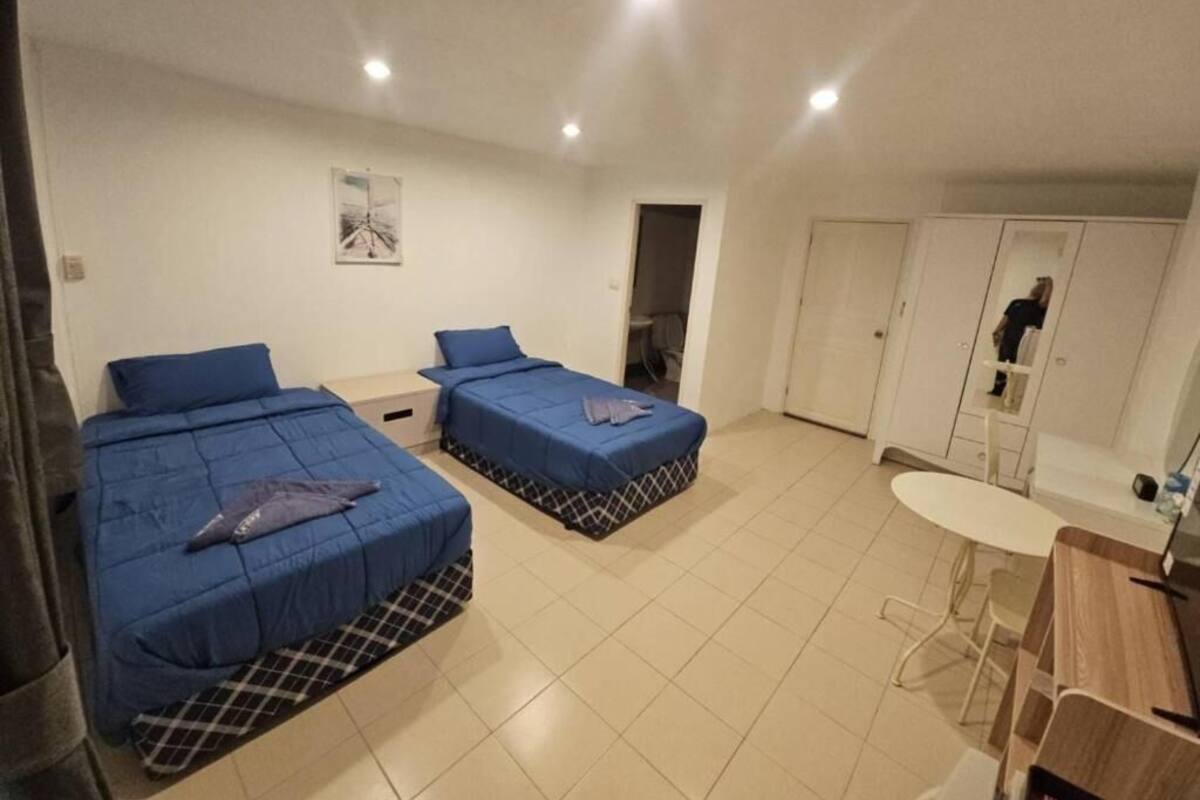 Chambre Standard Double ou avec lits jumeaux, balcon | Wi-Fi gratuit
