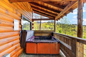 Outdoor spa tub - Sleeps 30 | 5 Cabins + Hot Tubs + Firepit + Views | Mtn Views + Smokies Access (Townsend)