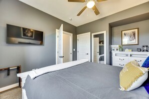 Room - 200-Acre Mtn Getaway Near the Arkansas River (Cañon City)
