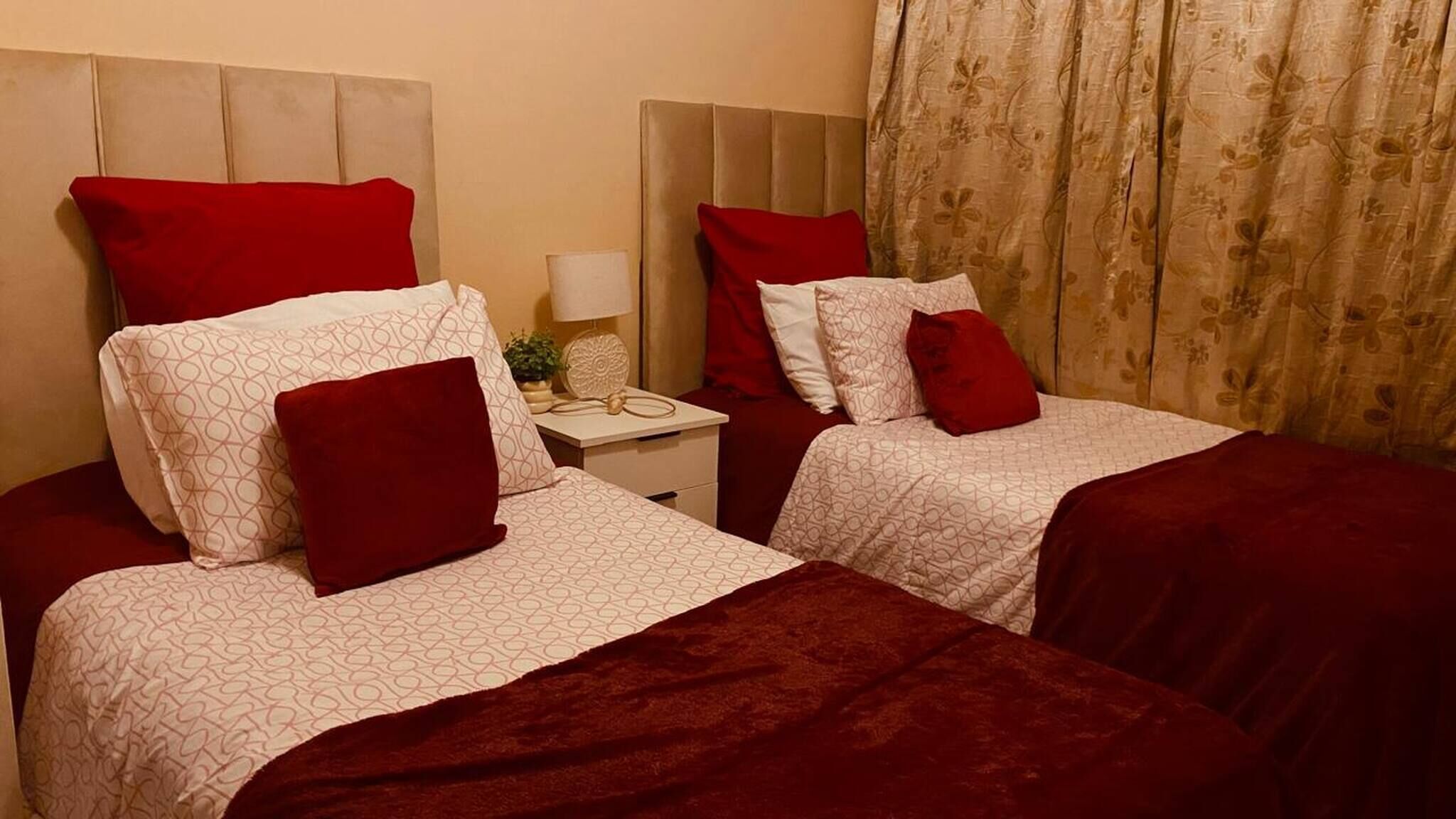 Iron/ironing board, internet, bed sheets, wheelchair access