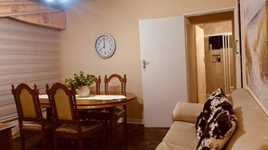 Interior - Royal Tembe Legacy - Guesthouse in Pinetown (Pinetown)