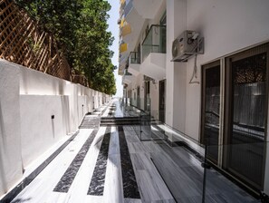 Property grounds - Charming 1-Bedroom Apartment with Ocean Views in Hurghada (Hurghada 2)