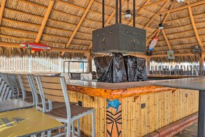 Bar (on property) - Margaritaville Access! Luxe Ozark Oasis w/ Hot Tub (Osage Beach)