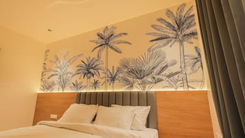 Elite Double Room | Premium bedding, desk, laptop workspace, free WiFi