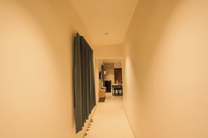 Suite estudio Elite | Ropa de cama de alta calidad y escritorio