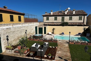Pool - Apartment with pool in Pesaro (Pesaro)