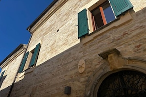 Exterior detail - Apartment with pool in Pesaro (Pesaro)