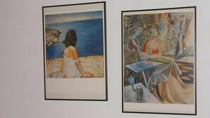 Two framed artworks on a wall. - Studio Apartment 'Hotel Antigoni Triple Room 15' with Lake View, Wi-Fi and Air Conditioning (Neochori)