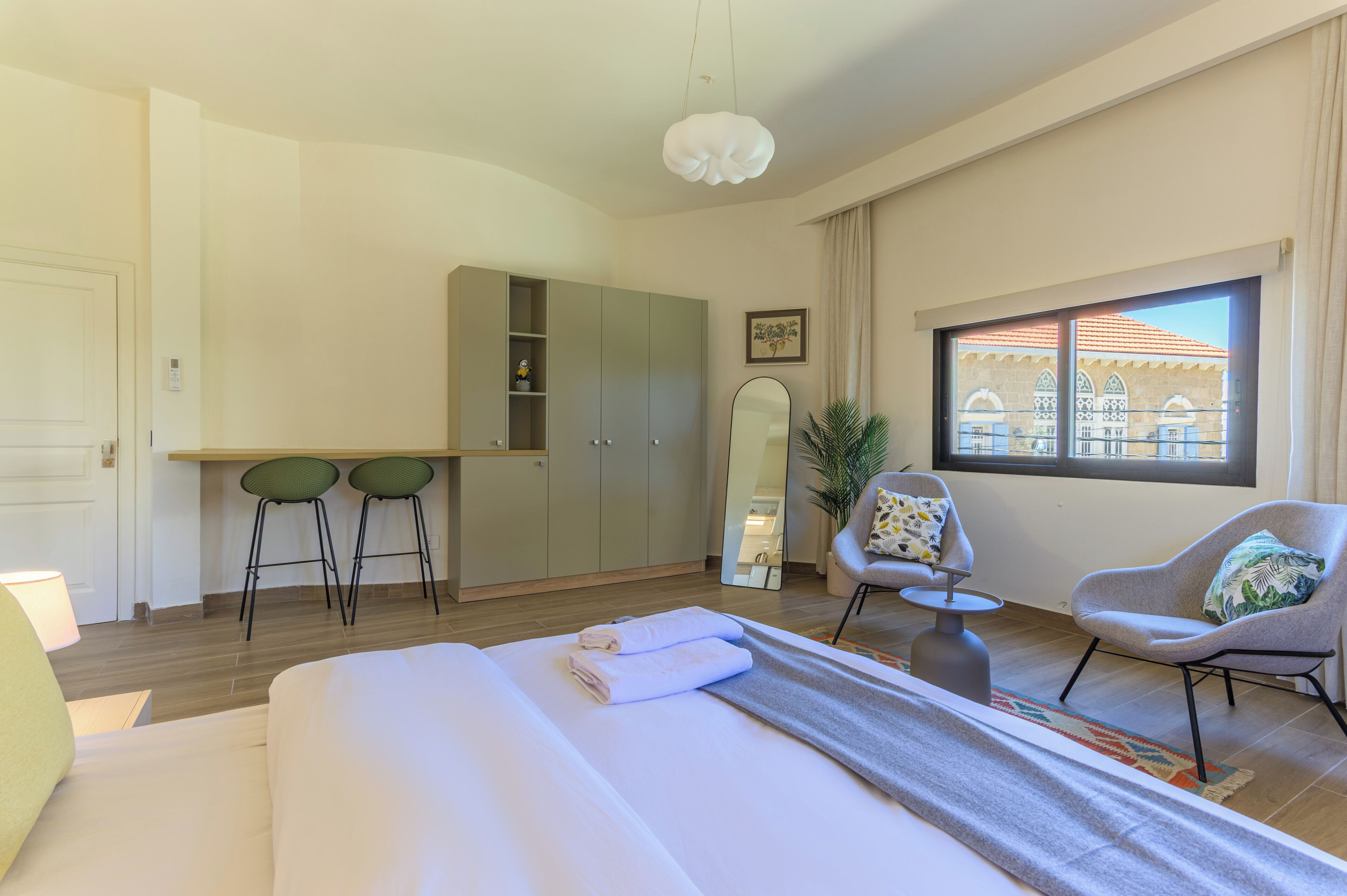 Monolocale Deluxe, 1 letto matrimoniale, angolo cottura, vista città | Biancheria in cotone egiziano, biancheria da letto di alta qualità