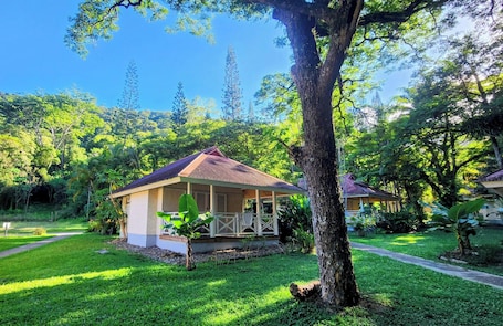 Exterior. EVASION Bungalow Harmonie