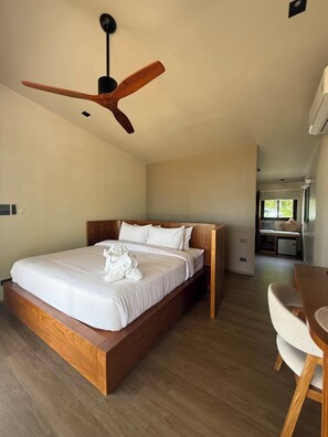 Free minibar items, desk, laptop workspace, free WiFi - Waveandvibes (Ko Chang)