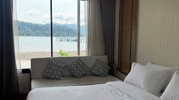 Free minibar items, desk, laptop workspace, free WiFi