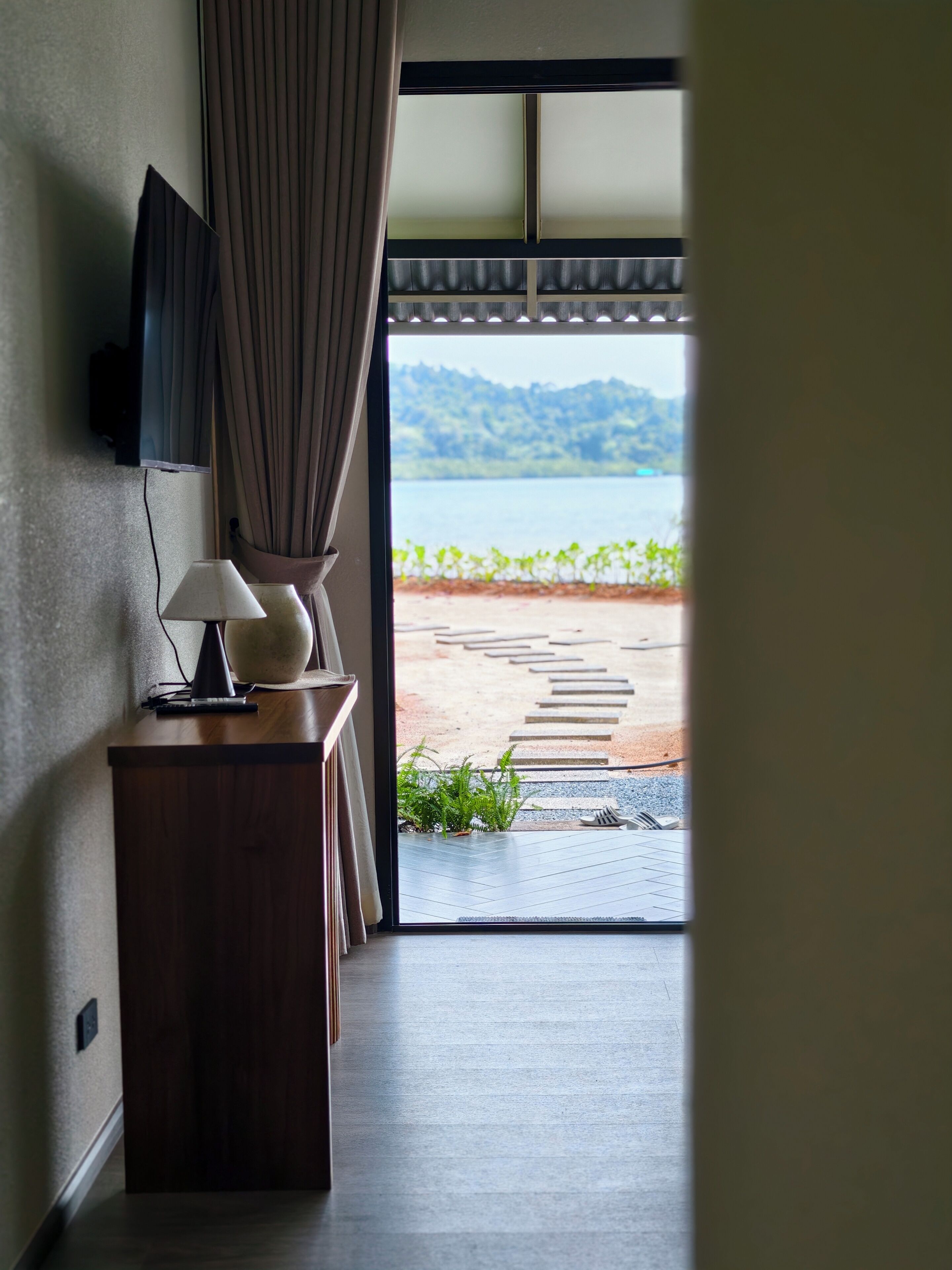 Free minibar items, desk, laptop workspace, free WiFi