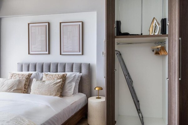 Seaview Penthouse Studio In Limassol - Limassol