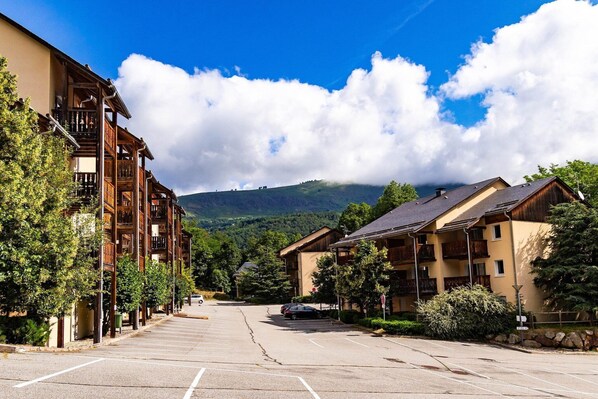 Exterior - 4-Person Rental in Ax-les-Thermes (Ax-les-Thermes)