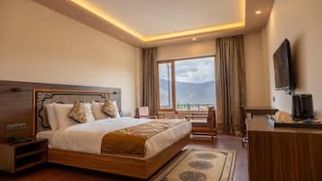 Superior Double Room, Balcony, Mountain View | In-room safe, desk, laptop workspace, soundproofing