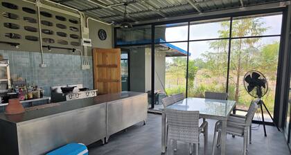 Room-charming Bungalow Retreat in Khuean