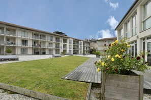 Unclassified image, 3 of 17, button - Cozy Stay Near La Rochelle for 2 (Lagord)