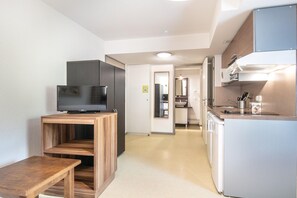 Private kitchen - Cosy Alpine Studio for Romantic Getaway (GRESSE-EN-VERCORS)
