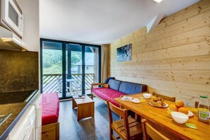 Smart TV - Functional Studio, Heart of the High Pyrenees (PEYRAGUDES)