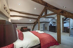 WiFi, bed sheets - Scale House by Group Retreats (Skipton)