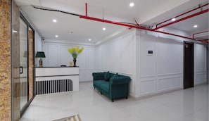 Reception - RUBY 2 HOTEL (Hanoi)